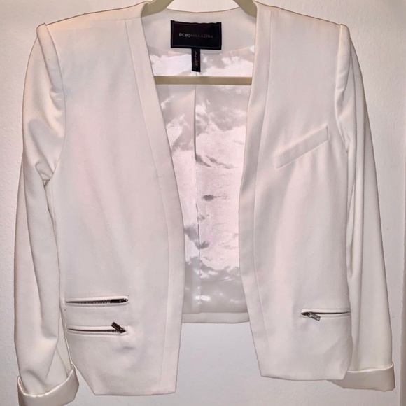 BCBGMaxAzria Jackets & Blazers - BCBG Cropped Jacket